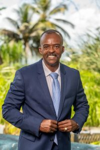 Le président du Conseil Régional de Guadeloupe Le président du Conseil Régional de Guadeloupe